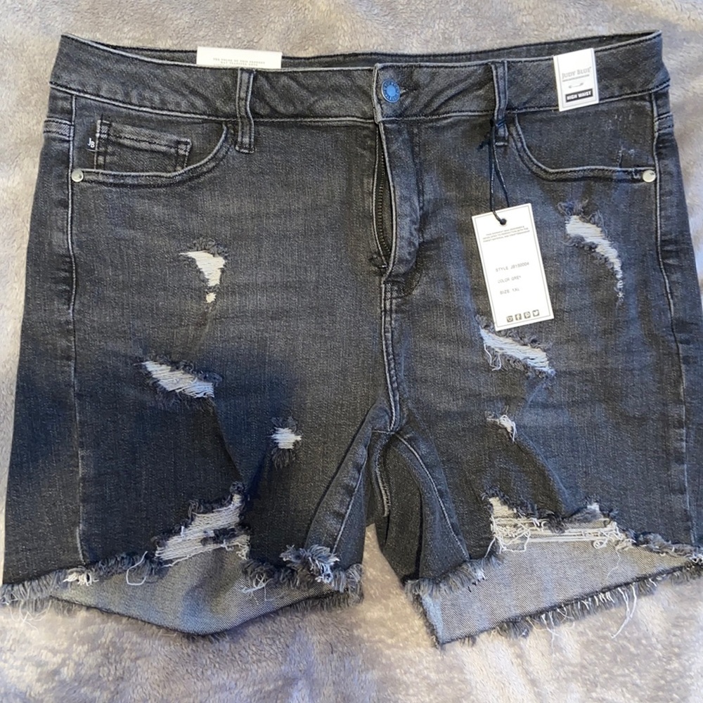 Judy Blue Shorts - NWT